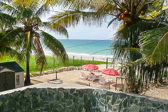 Beach Front Hostal in Guanabo RHELL21