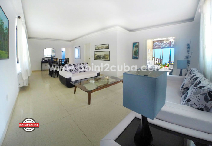 RHPLOF44 4BR/4BT Luxurious Penthouse in Miramar